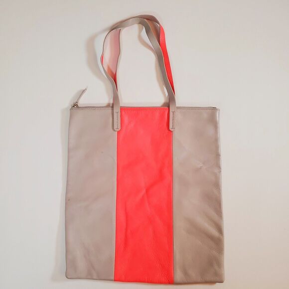 Gap Women's Medium Leather Tote Bag Tan Orange Errands Lightweight Minimalist - Picture 1 of 13
